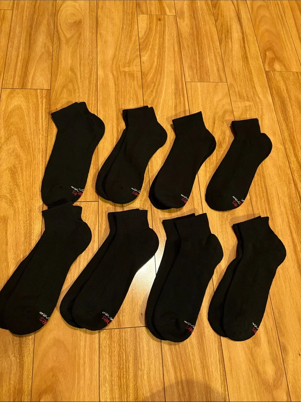 New size XL (13-16 shoe size) men’s lot of 8 pairs Hanes x-temp athletic socks